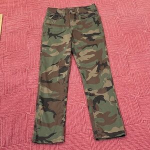 Ralph Lauren Girls size 8 W24L23.5 rise 9” Camouflage Pants